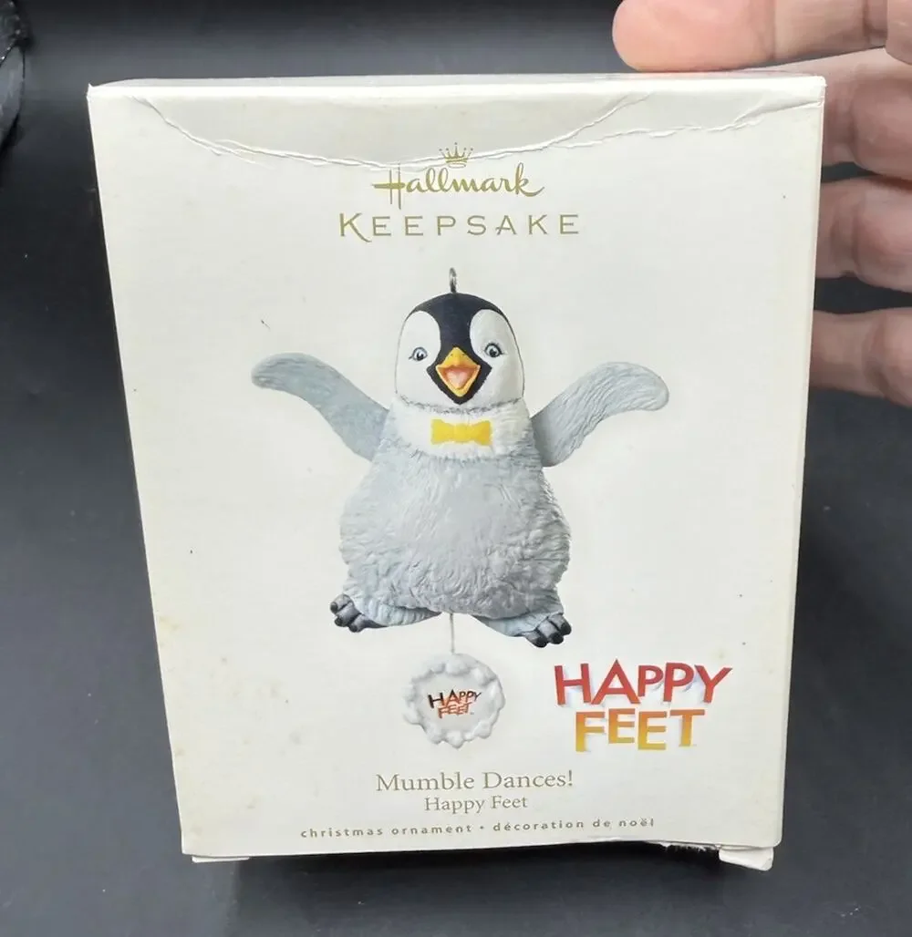 Hallmark Ornament MUMBLE DANCES Happy Feet Features Movement -7D
